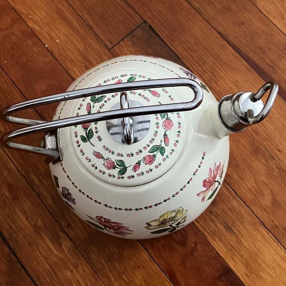 3 QT Enamel Steel Tea Kettle Tea Pot VINTAGE FLORAL GARDEN Made in Thailand - Picture 4 of 11